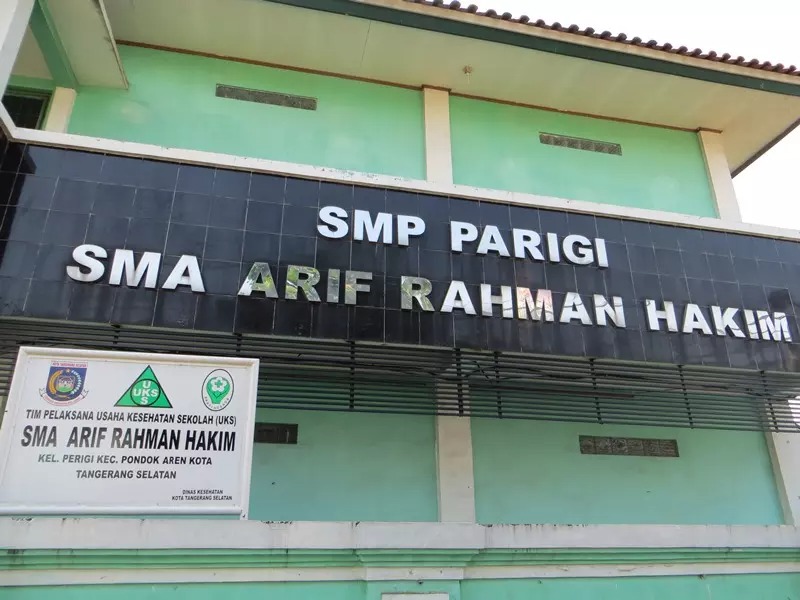 SMA Arif Rahman Hakim